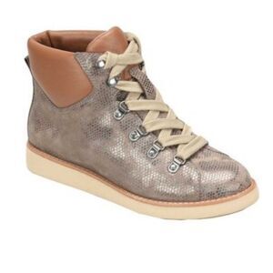 Bionica Natick Niker Boot
